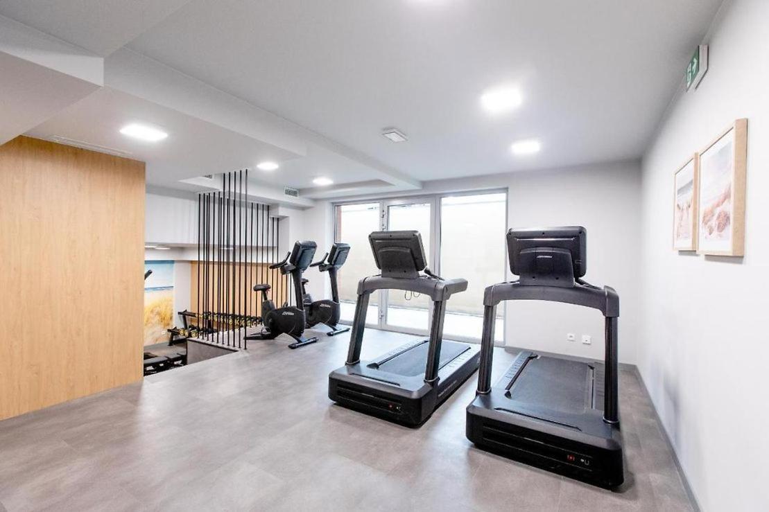 Rewal -2 Bedroom- Premium Baltic Apartment With Spa Access Exterior photo