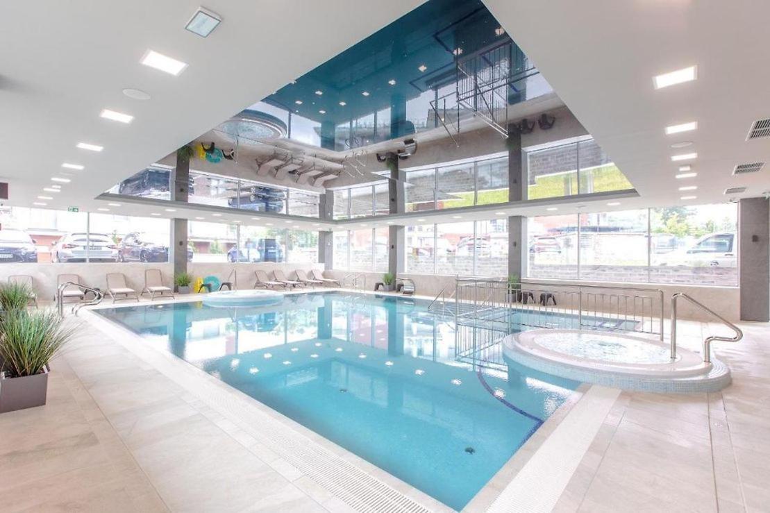 Rewal -2 Bedroom- Premium Baltic Apartment With Spa Access Exterior photo